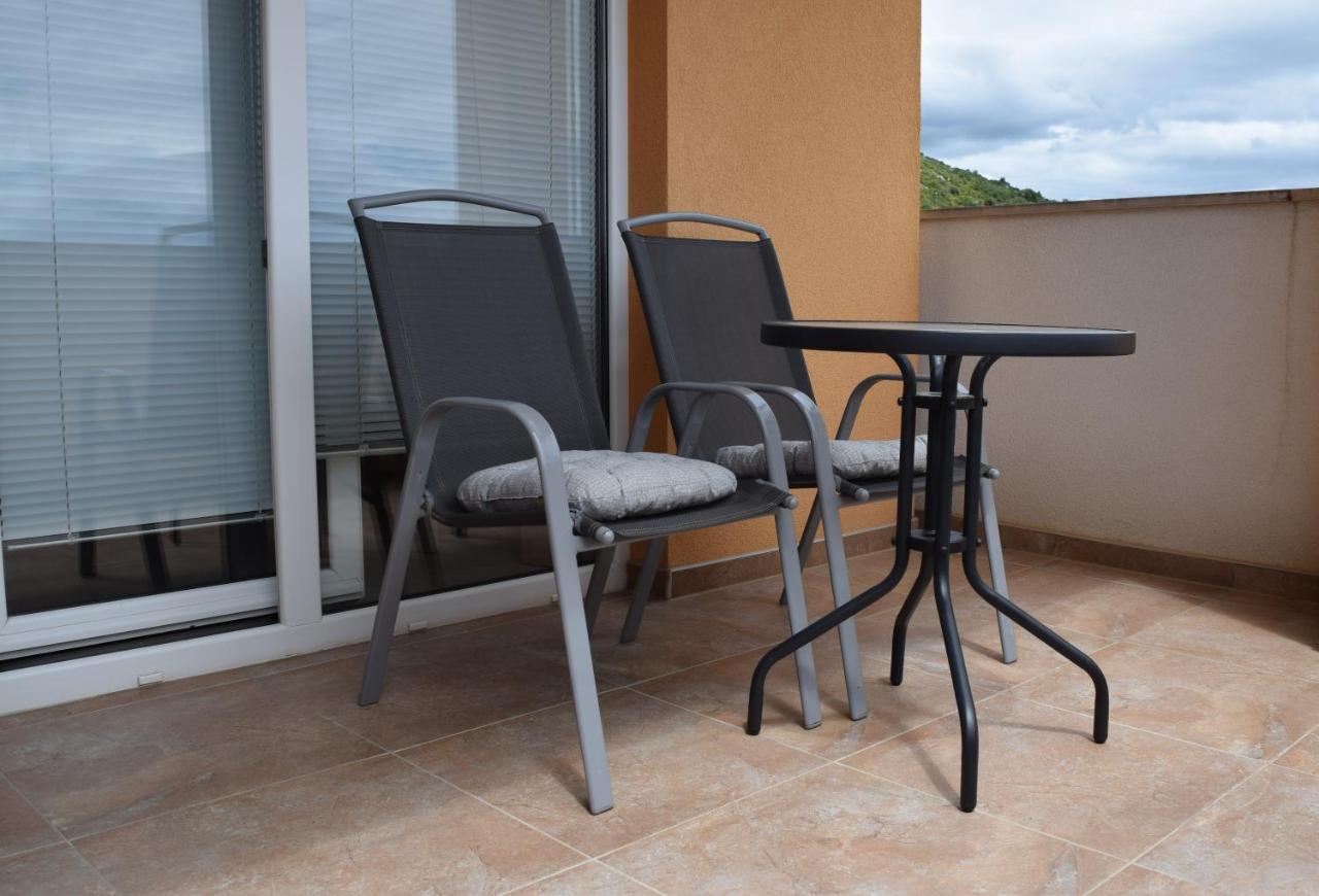 Studio Apartment With Balcony Trogir Exteriér fotografie
