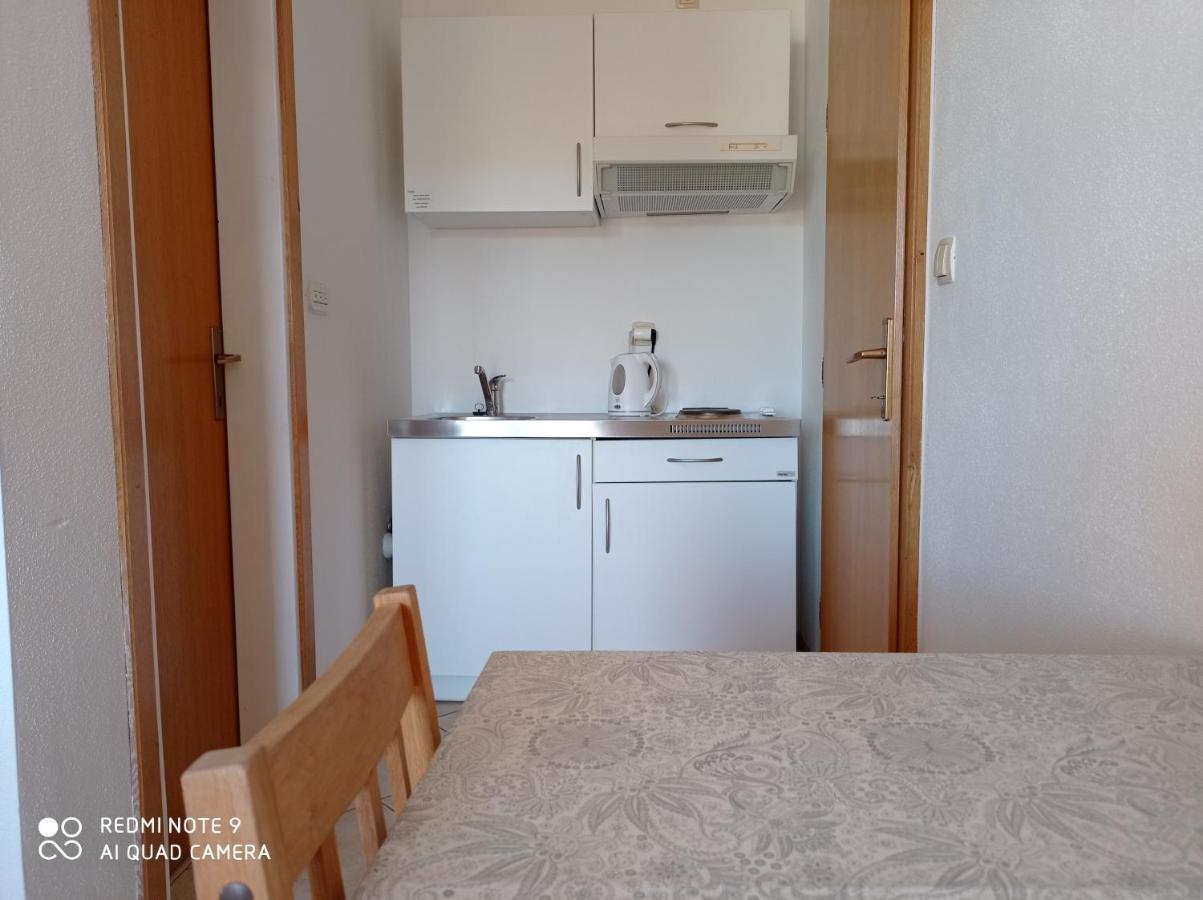 Studio Apartment With Balcony Trogir Exteriér fotografie