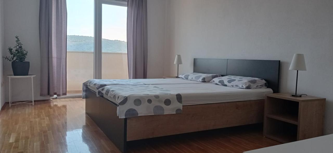Studio Apartment With Balcony Trogir Exteriér fotografie